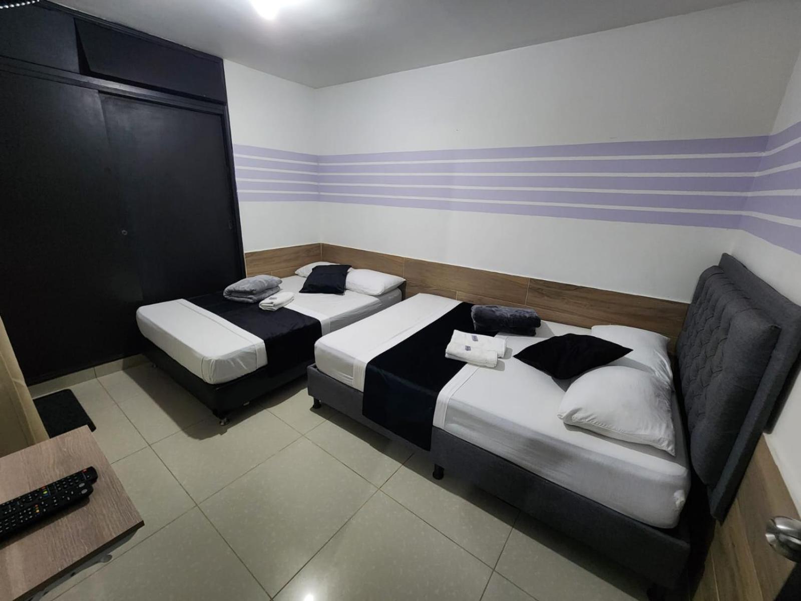 Hotel Medellin Calasanz Extérieur photo