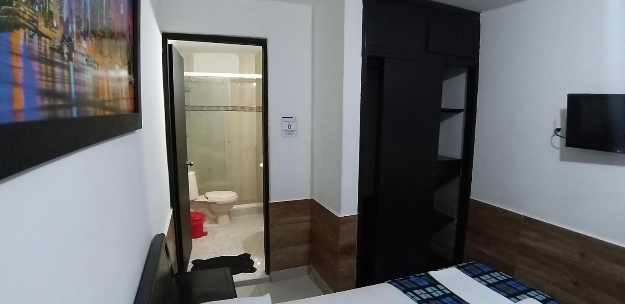 Hotel Medellin Calasanz Extérieur photo